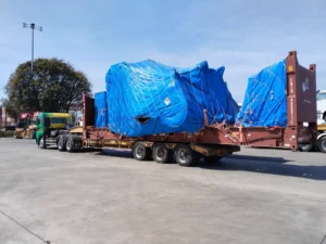 รถบรรทุกเครื่องจักร